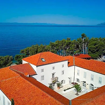 Heritage Kastelet Szálloda Makarska