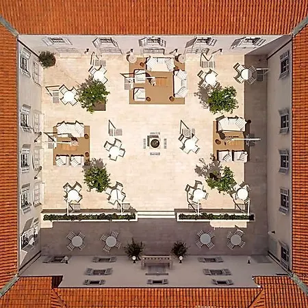 Heritage Kastelet Szálloda 4*