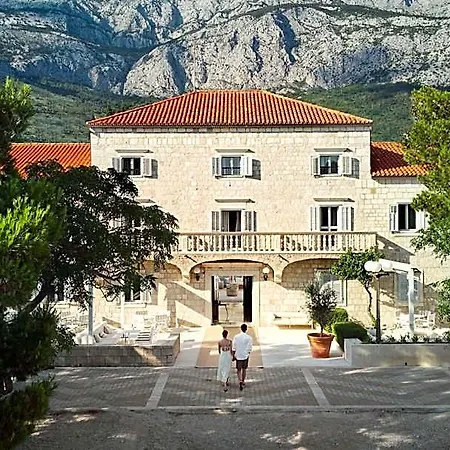 Heritage Kastelet 4* Makarska